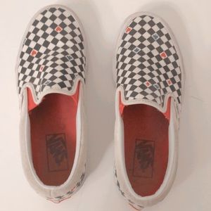 LIMITED EDITION urban outfitters checkered vans